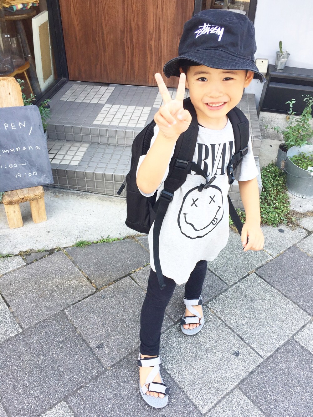 stussy キッズ　バックパック STUSSYのバックパック/リュックを使ったキッズ人気ファッション