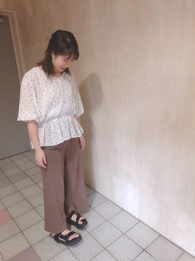 「tiptop（ティップトップ）のペプラムVネックブラウス（シャツ/ブラウス、ホワイト系）」を使った、N★さん（キッズ・100cm）の夏コーディネート