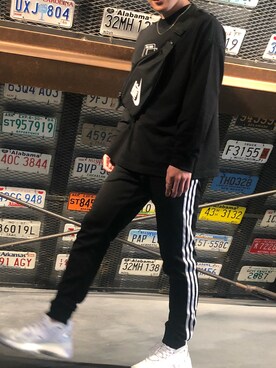 「アディダスオリジナルス」｜「アイテム（ボディバッグ/ウエストポーチ）」を使った、TTTさん（メンズ・170cm）の秋コーディネート
