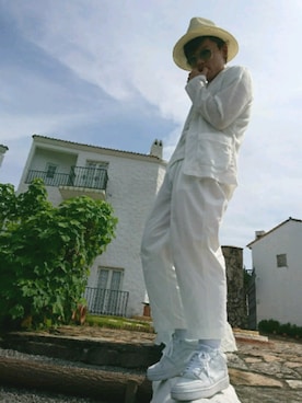 「白コーデ」｜「アイテム（その他アウター）」を使った、MASAさん（メンズ・160cm）の冬コーディネート