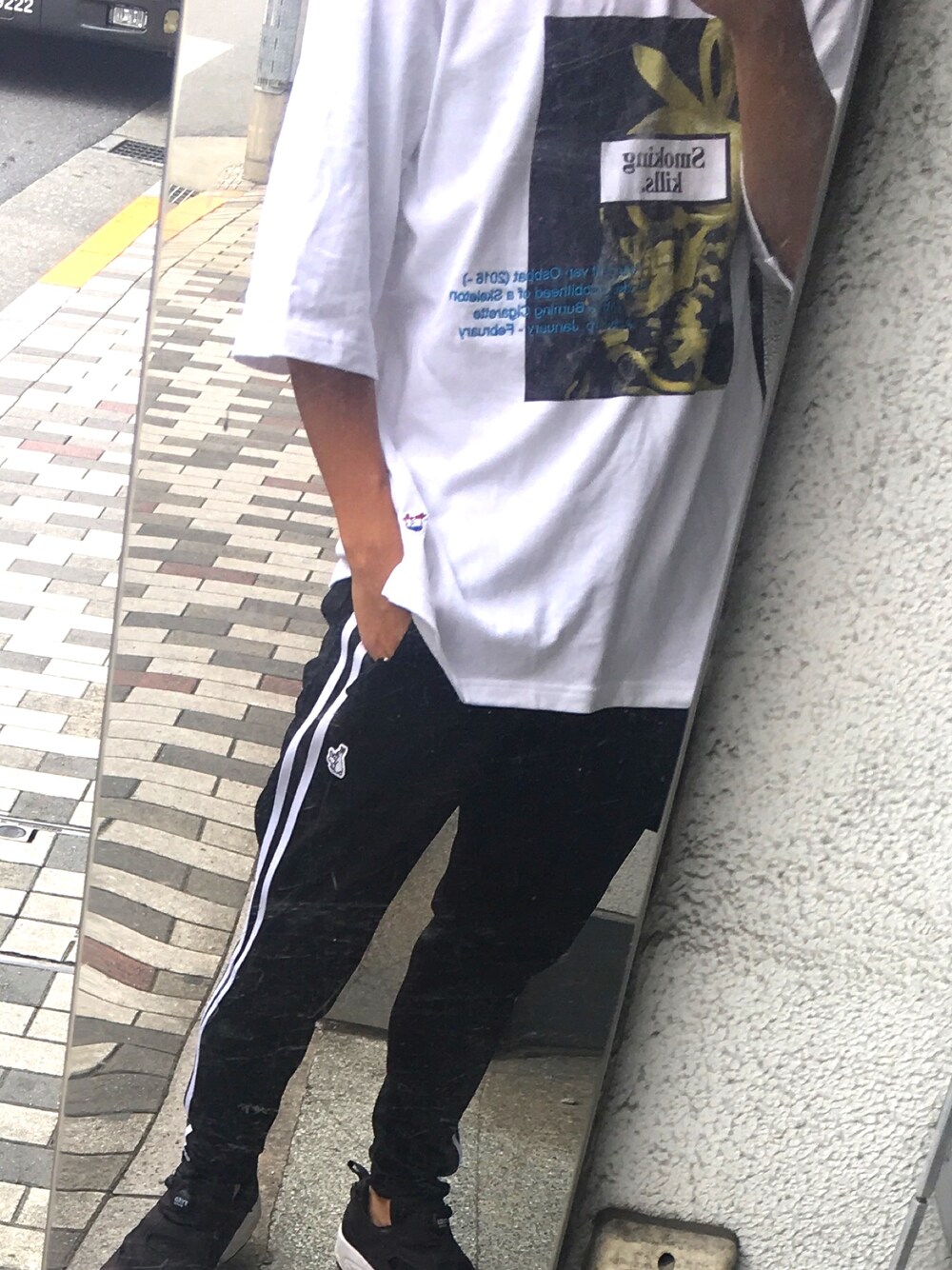「FR2、ジャージ、トラックパンツ、ダル着、ダサい、ダサいくらいがかっこいい」｜「どう見てもダサいのアイテム（その他、その他）」を使った、ナオヤさん（メンズ・178cm）の秋コーディネートの1枚目の写真