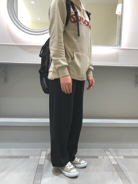 「niko and...（ニコアンド）のアイテム（パンツ、ブラック系）」を使った、ななこさん（レディース・159cm）の冬コーディネート