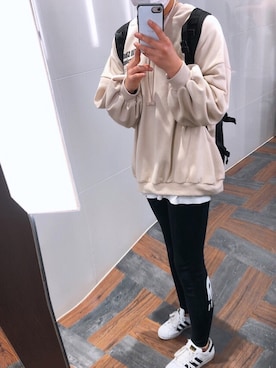 「SpRay PREMIUM（スプレイプレミアム）のアイテム（スウェット）」を使った、ななこさん（レディース・159cm）の冬コーディネート