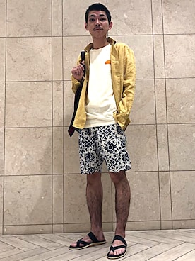 「アイテム（サンダル、ブルー系）」を使った、伊東さん（メンズ・170cm）の春コーディネート