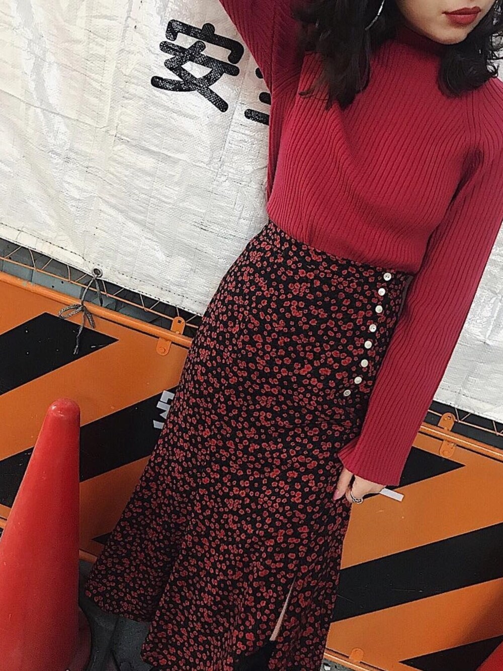 「snidel、リブニット、マーメイドスカート、ベーシックニット、シンプルニット、SNIDEL 2018 Autumn Winter 2nd Collection」｜「SNIDELの★美人百花 11月号掲載★シンプルニット（ニット/セーター、レッド系）」を使った、SNIDEL_official_snapさん（レディース・160cm）の秋コーディネートの1枚目の写真