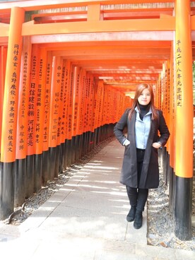 「LACOSTE（ラコステ）のアイテム（ポロシャツ、ブルー系）」を使った、Susanさん（レディース・155cm）の秋コーディネート
