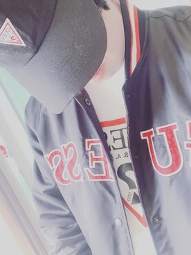 「Guess（ゲス）のアイテム（ブルゾン）」を使った、はじめんさん（メンズ・178cm）の春コーディネート