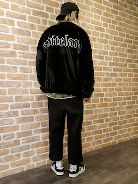 「whiteland」｜「アイテム（ブルゾン）」を使った、にしおさん（メンズ・180cm）の秋コーディネート
