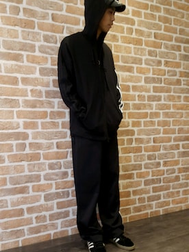 「Y-3(ワイスリー)のアイテム(帽子)」を使った、にしおさん(メンズ・180cm)の冬コーディネート