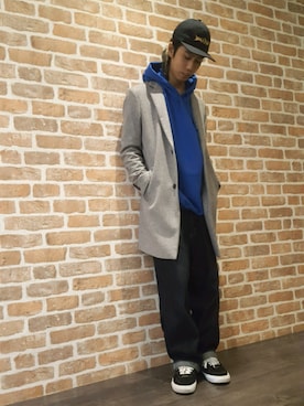 「DANKE SCHON（ダンケシェーン）のアイテム（チェスターコート）」を使った、にしおさん（メンズ・180cm）の秋コーディネート