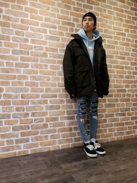 「whiteland」｜「アイテム（ミリタリージャケット）」を使った、にしおさん（メンズ・180cm）の冬コーディネート