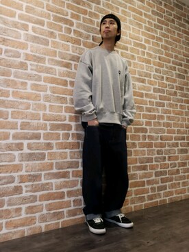 「whiteland」｜「アイテム（スウェット）」を使った、にしおさん（メンズ・180cm）の冬コーディネート