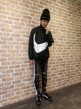 「NIKE（ナイキ）のアイテム（ブルゾン）」を使った、にしおさん（メンズ・180cm）の冬コーディネート