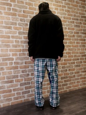 「L.H.P（エルエイチピー）のアイテム（パンツ）」を使った、にしおさん（メンズ・180cm）の冬コーディネート