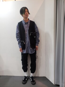「WHITELAND（ホワイトランド）のWHITELAND/ホワイトランド/CARGO VEST（ベスト）」を使った、にしおさん（メンズ・180cm）の春コーディネート