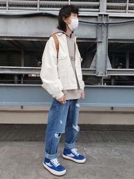 「MCM（エムシーエム）のアイテム」を使った、にしおさん（メンズ・180cm）の冬コーディネート