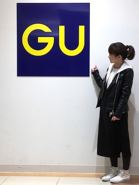 「アイテム（シュシュ、ホワイト系）」を使った、高野軍曹さん（レディース・158cm）の冬コーディネート