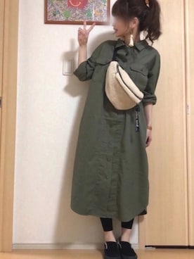 「レプシィム(LEPSIM)」｜「アイテム（スリッポン）」を使った、高野軍曹さん（レディース・158cm）の秋コーディネート