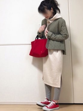 「赤コンバース」｜「アイテム（ブルゾン）」を使った、高野軍曹さん（レディース・158cm）の春コーディネート