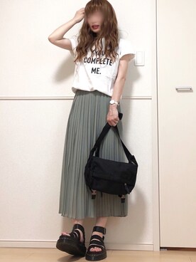 「Daniel Wellington（ダニエルウェリントン）の販売終了 クラシックペティット ボンダイ 32mm（アナログ腕時計）」を使った、高野軍曹さん（レディース・158cm）の夏コーディネート