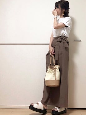 「ATTRANGS（アットランス）のアイテム（バッグ）」を使った、高野軍曹さん（レディース・158cm）の夏コーディネート