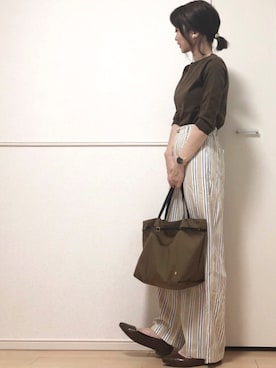 「ATTRANGS（アットランス）のアイテム」を使った、高野軍曹さん（レディース・158cm）の秋コーディネート