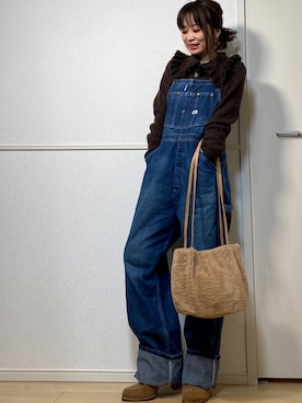 「アイテム（オールインワン・サロペット）」を使った、高野軍曹さん（レディース・158cm）の冬コーディネート