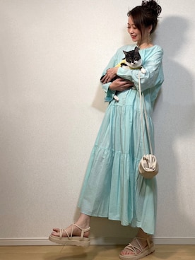 「おおぶりピアス」｜「アイテム（バッグ）」を使った、高野軍曹さん（レディース・158cm）の春コーディネート