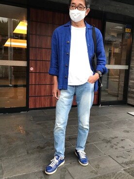 テーラードジャケットを使った 青スニーカー のメンズ人気ファッションコーディネート Wear