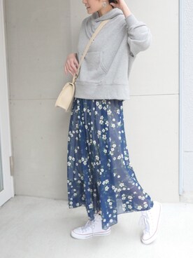 yuminyさんの「花柄フレアーシフォンスカート」を使ったコーディネート