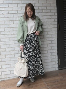 「CORNERS（コーナーズ）のアイテム（マウンテンパーカー）」を使った、yuminyさん（レディース・162cm）の冬コーディネート