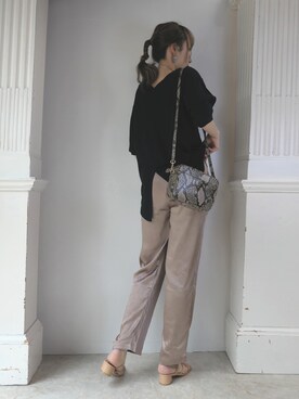 「CORNERS（コーナーズ）のヴィンテージサテンリラックスパンツ（その他パンツ）」を使った、yuminyさん（レディース・162cm）の夏コーディネート