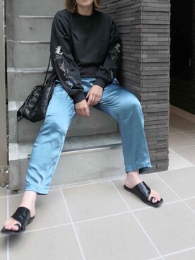 「CORNERS（コーナーズ）のヴィンテージサテンリラックスパンツ（その他パンツ）」を使った、yuminyさん（レディース・162cm）の秋コーディネート
