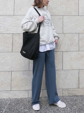 「シャツ×スウェット」｜yuminyさん（レディース・162cm）の春コーディネート