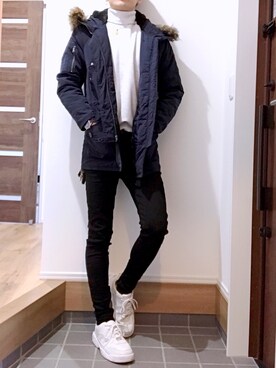 「韓国コーデ」｜「アイテム（アナログ腕時計）」を使った、ほーぷ（NAOKI）さん（メンズ・180cm）の冬コーディネート