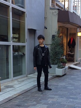 「ロゴニット」｜「アイテム（ライダースジャケット）」を使った、shotaさん（メンズ・168cm）の秋コーディネート