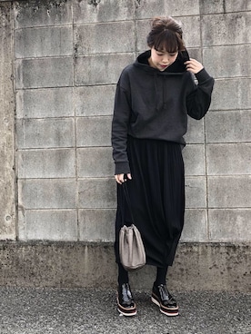 「H&M（エイチ・アンド・エム）のアイテム（パーカー）」を使った、a__yaさん（レディース・158cm）の冬コーディネート