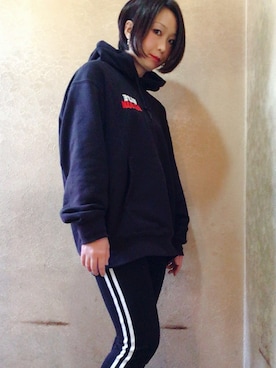 「アクティブ」｜「アイテム（パーカー）」を使った、YUIKOさん（レディース・157cm）の冬コーディネート