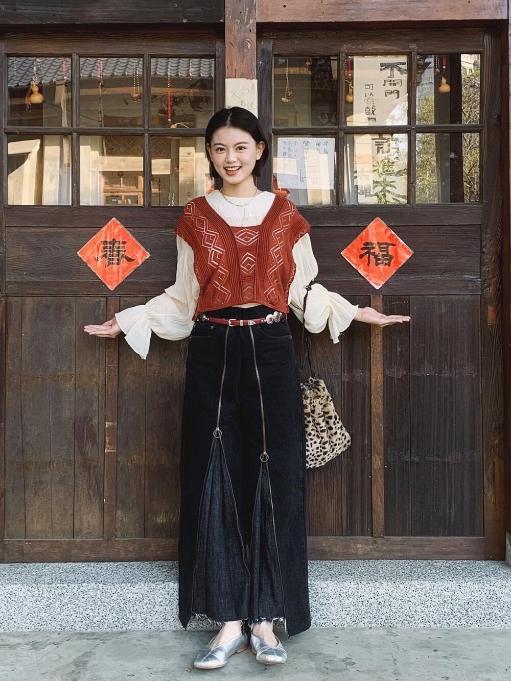 「Ray BEAMSのアイテム（トップス、レッド系）」を使った、Jammyさん（レディース・163cm）の冬コーディネートの1枚目の写真