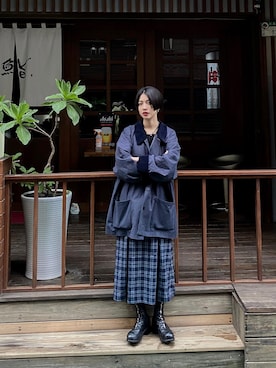 「GUIDI（グイディ）のアイテム」を使った、Una Yangさん（レディース・157cm）の冬コーディネート