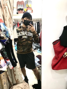 「PULL&BEAR（プルアンドベア）のアイテム（トップス）」を使った、汗革斯hengusさん（メンズ・172cm）の春コーディネート