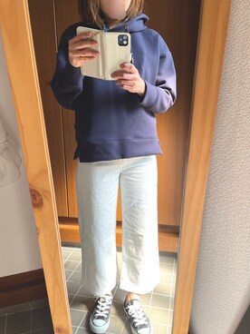 「BAYFLOW（ベイフロー）のアイテム（パーカー、ブルー系）」を使った、POCHAさん（レディース・157cm）の春コーディネート