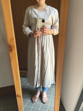 「UNIQLO（ユニクロ）のアイテム（デニムパンツ、ブルー系）」を使った、POCHAさん（レディース・157cm）の春コーディネート