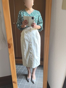 「IENA（イエナ）の袖シャーリングブラウス◆（シャツ/ブラウス、グリーン系）」を使った、POCHAさん（レディース・157cm）の春コーディネート
