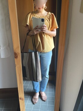 「URBAN RESEARCH ROSSO（アーバンリサーチロッソ）のアイテム（シャツ/ブラウス、イエロー系）」を使った、POCHAさん（レディース・157cm）の夏コーディネート