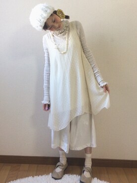 「AS as know as（エーエス アズノウアズ）のアイテム（Tシャツ/カットソー）」を使った、Akiko Ochiさん（レディース・150cm）の冬コーディネート