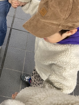 「GU（ジーユー）のアイテム（ノーカラージャケット）」を使った、kenmoxさん（キッズ・110cm）の冬コーディネート