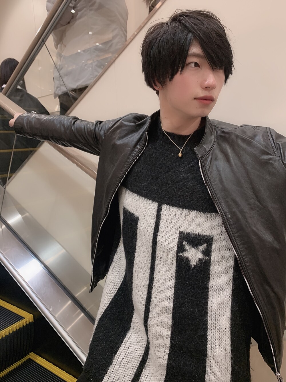 「クレセントルナ、NOID.、LHP、今日のコーデ」｜「P4U2 × LHPのアイテム（ライダースジャケット、ブラック系）」を使った、TAIGAG.E.E.Kさん（メンズ・170cm）の夏コーディネートの1枚目の写真