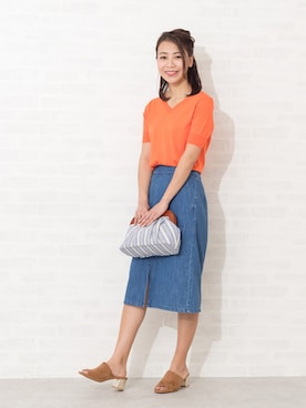 「アイテム（クラッチバッグ、ブルー系）」を使った、NBB STAFF03さん（レディース・163cm）の春コーディネート
