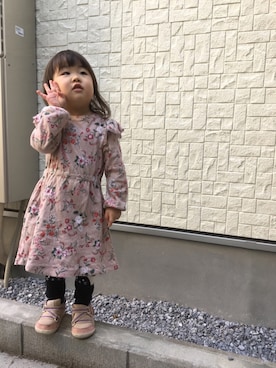 「肩フリル」｜「アイテム（ワンピース/ドレス）」を使った、あかねくん&たっくんさん（キッズ・90cm）の春コーディネート